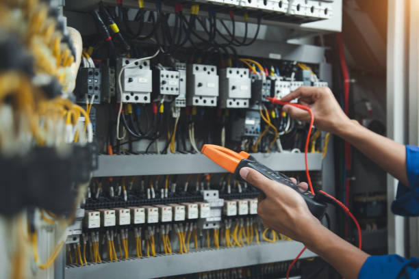 Best Affordable Emergency Electrician  in Lakewood Park, FL
